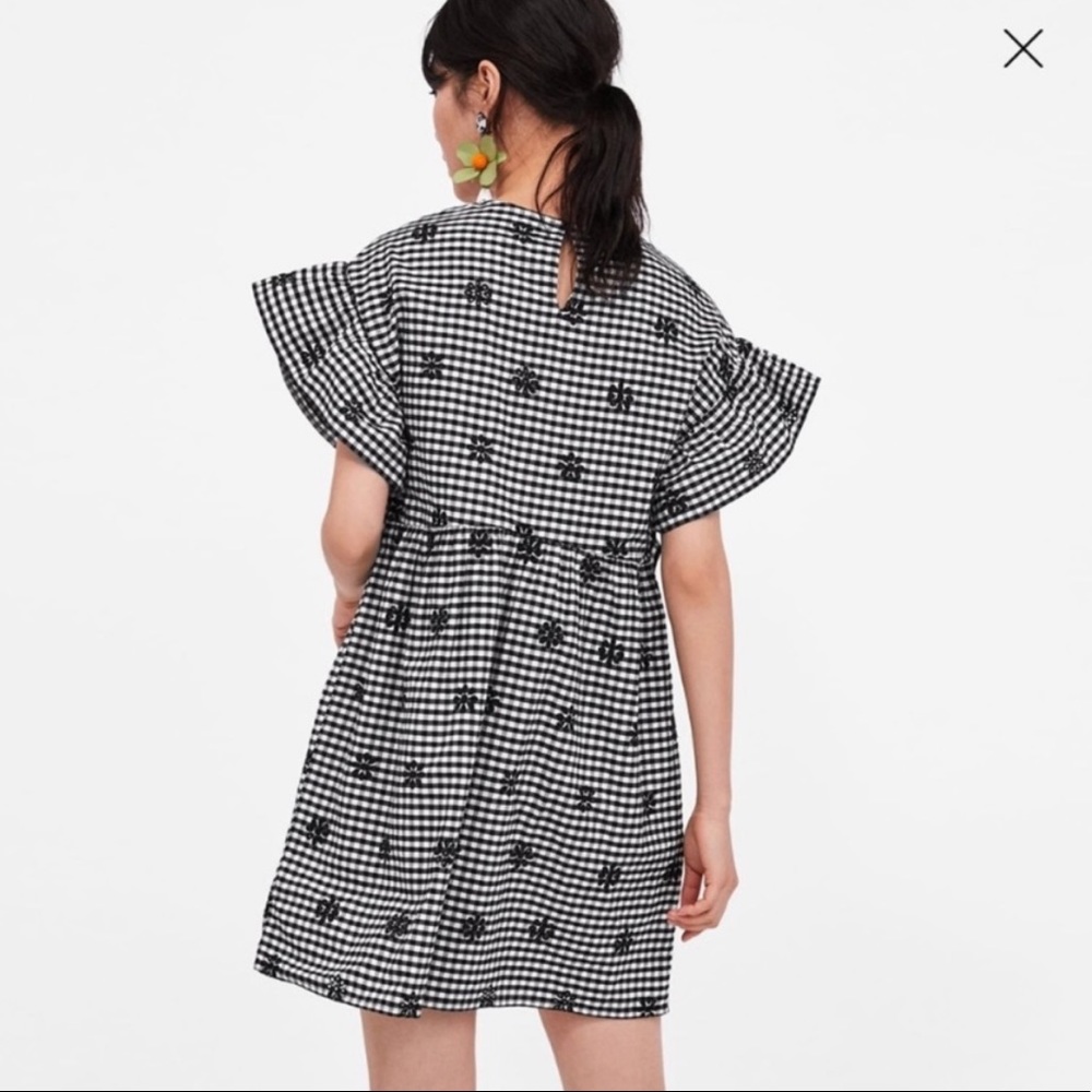 Zara | Gingham Dress - Picture 3 of 12